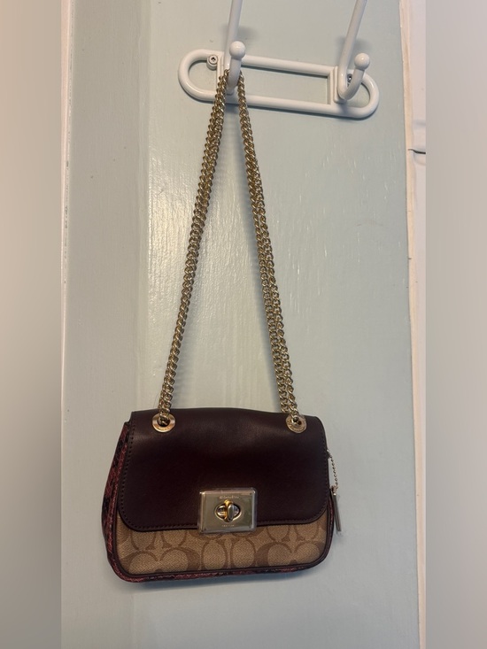 Coach Handbags - NWT Coach Signature Chain Strap Crossbody